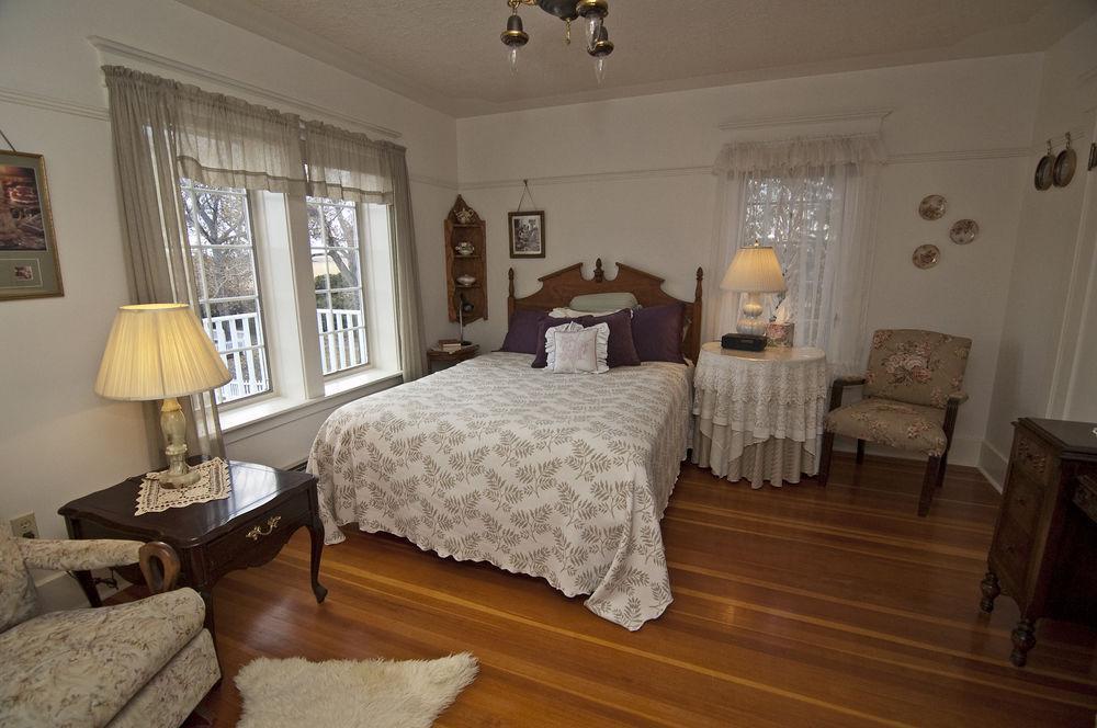 Sproule Heritage Bed & Breakfast Strathmore Dış mekan fotoğraf